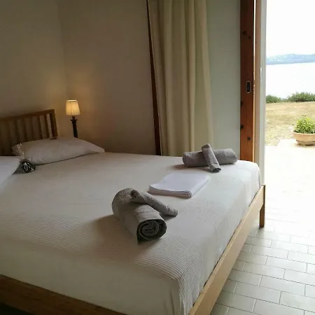 Alekos Beach Houses-nisos 度假居 里科索翁